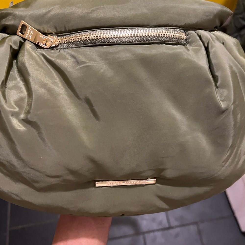 Steve Madden Green Crossbody Bag with Metallic Accents